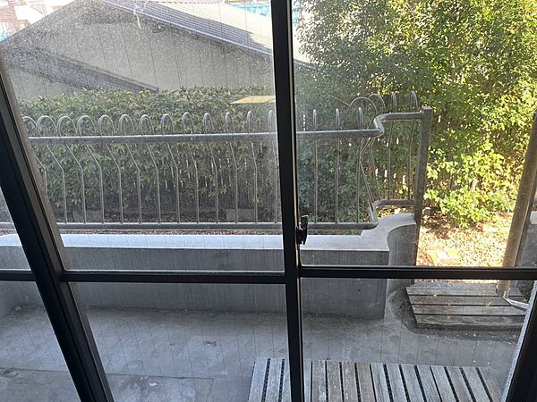 バルコニーを拡大表示