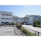 小学校「岡谷市立岡谷田中小学校まで2194ｍ」