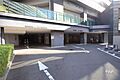 駐車場の出入り...
