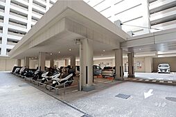 敷地内駐車場（屋内平面式）・バイク置場