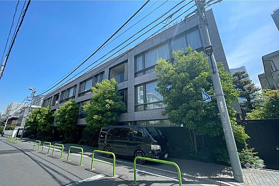 プラウド六本木...