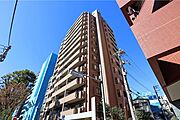 朝日マンション白金通りの外観（北東側から）