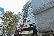 クレール六本木の外観（東側から）