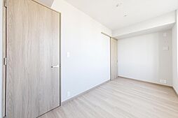 約5.8帖洋室部分の写真です。