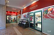 ピーコックストア(代官山店)の外観