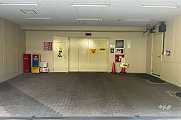 敷地内駐車場（タワー式）