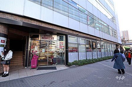 成城石井(アトレ五反田1店)の外観