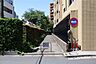 その他：敷地南東側の前面道路(北東側から)