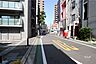 その他：敷地南東側の前面道路(南西側から)