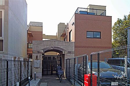 ラビ代々木上原の外観（北側から）