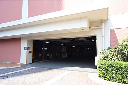 敷地内駐車場(屋内機械式)