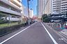 その他：敷地北側の前面道路（西側から）