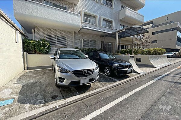 駐車場を拡大表示