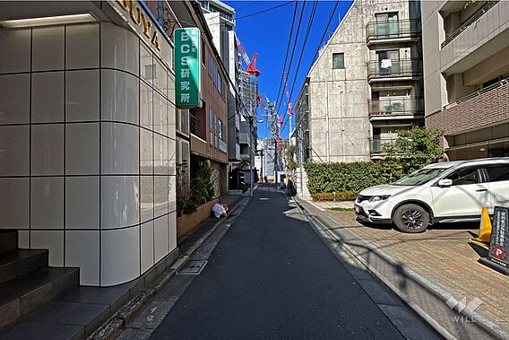 敷地北東側の前...