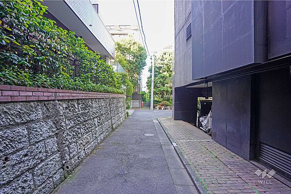 敷地東側の前面...