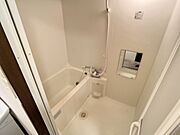 掲載写真は同型モデルを掲載しております。実際のお部屋と仕様等が異なる場合、現況を優先とさせていただきます。