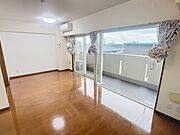 写真は建物の1室となります、仕様が異なる場合には現況優先とさせていただきます