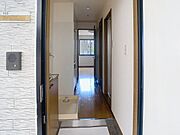 掲載写真は同型モデルを掲載しており実際のお部屋と仕様等が異なる場合、現況を優先とさせていただきます。