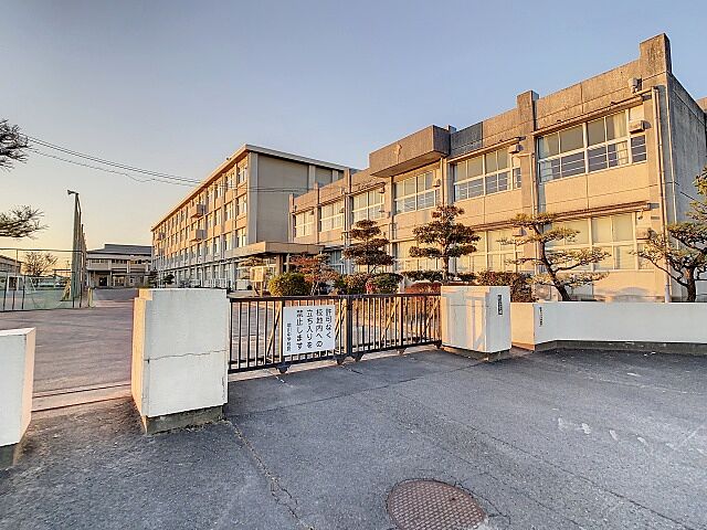 岐阜市立境川中学校