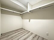 大容量のWIC！お部屋がスッキリ片付きます♪