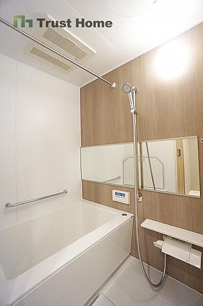 浴室を拡大表示