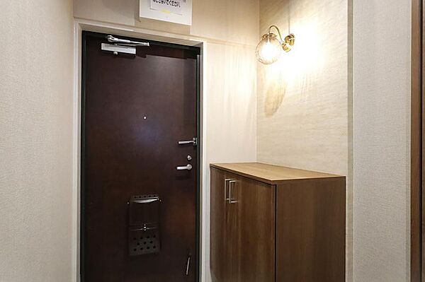 玄関を拡大表示