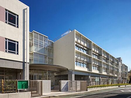 世田谷区立桜町小学校：徒歩8分（630ｍ）