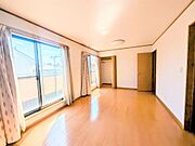 2階洋室10.5畳