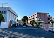 日野市立日野第八小学校 徒歩10分。 790m