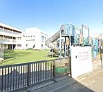 中央幼稚園 徒歩11分。 870m