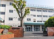 日野市立大坂上中学校 徒歩7分。 490m
