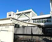 日野市立日野第二中学校 徒歩14分。 1060m