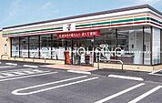 セブンイレブン日野万願寺2丁目店 徒歩0分。 1m