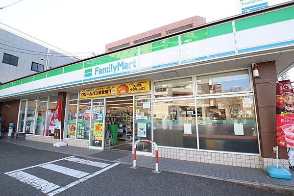 画像21:ファミリーマート　昭和広見町二丁目店