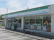 ファミリーマート　長岡京調子店まで300メートル