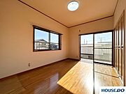 寝室や子供部屋、勉強部屋として使用用途様々です！窓開けると風通しがいいです◎