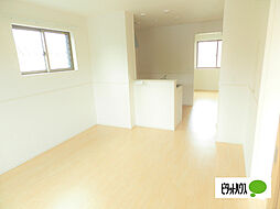 JR東海道・山陽本線 近江八幡駅 3.7kmの賃貸アパート 1階1LDKのリビング/ダイニング