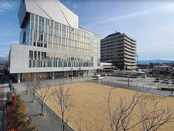 周辺を拡大表示