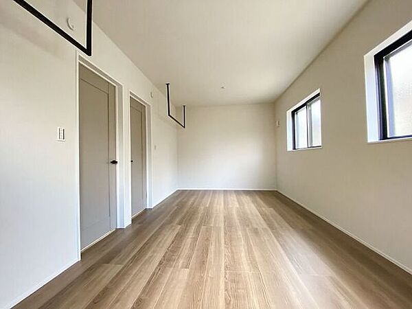 洋室を拡大表示