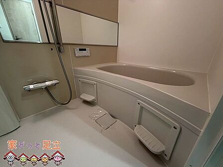 バス