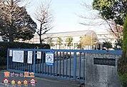 蕨市立東中学校 徒歩6分。 460m