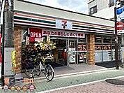 セブンイレブン関原店 徒歩1分。 70m