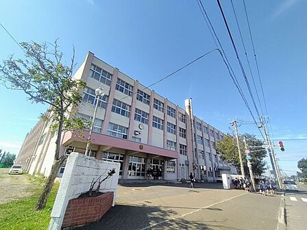 近隣写真 篠路中学校 1270m