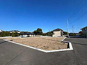 建築条件なし売地 4号地側より