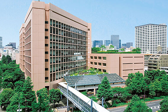 聖路加国際病院...