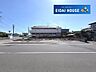 その他：前面道路含む外観