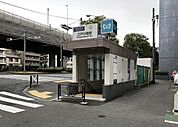 江戸川橋駅(東京メトロ 有楽町線) 徒歩7分。 560m