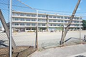 小田原市立町田小学校まで約130m（徒歩2分）