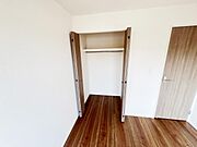 子供部屋や趣味の部屋など用途に合わせてお使いいただけます。