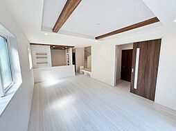 中郡二宮町二宮(1042ー1)　5号棟